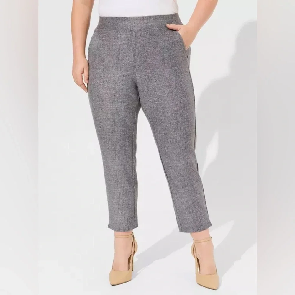 TORRID Pull-On Relaxed High-Rise Pant - Picture 1 of 7